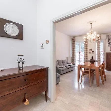 Accogliente Tra Il Mare E Collina Casa Dipli Appartement