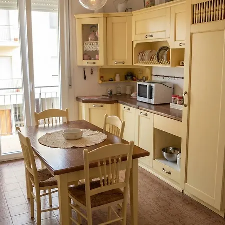 Accogliente Tra Il Mare E Collina Casa Dipli Appartement Pesaro